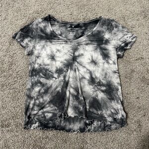 American Eagle Outfitters Black and Gray Tie-Dye Tee